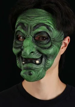 Oktober Studios Classic Witch Mask For Adults